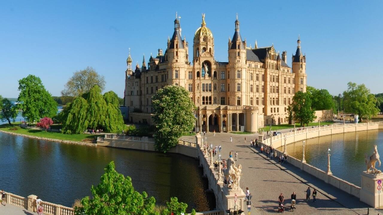Schwerin wird als eine der schönsten Städte der Region beschrieben und ist auf jeden Fall einen Besuch wert.