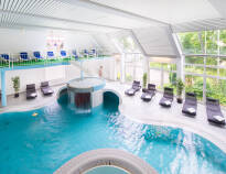 Spa-avdelningen är gratis för hotellets gäster och erbjuder pool och bastur