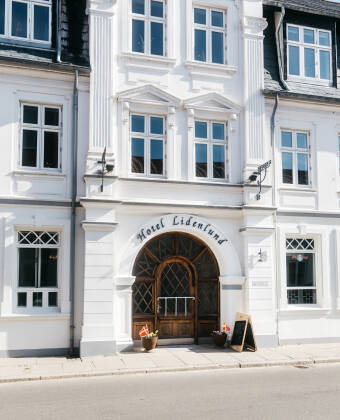 Njut av en härlig semester vid Nordsjön på Hotel Lidenlund i Lemvig