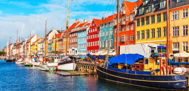 Sie haben die Möglichkeit für alle Menschen, einen Ausflug in die großen Städte Kopenhagen und Malmö zu unternehmen.