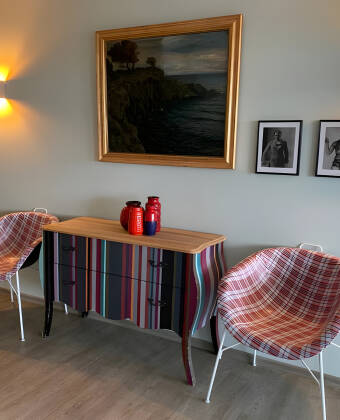 Med en blanding af vintage møbler og nøje udvalgte designstykker har Das Hotel Ostseeblick den personlige og stilfulde atmosfære, man finder på et boutique hotel.