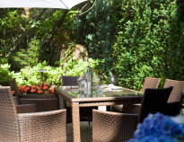 Settle yourself in the 'green room'.  The hotel's inner courtyard is the perfect place for a coffee break.