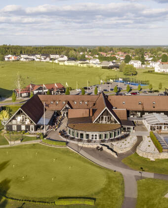 Lannalodge Golf Resort is located in the tranquil countryside of Lanna.
