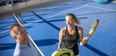 Das Hotel bietet Padel-Plätze für Gäste, die sich für diesen beliebten Sport interessieren.