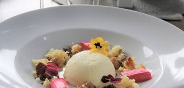 Das Hotel ist besonders auf Grund des leckeren Essens, das im Skogsgården-Restaurant serviert wird.