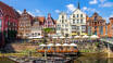 Besök den historiska staden  Lüneburg som bland annt är känd för sina äldre delar och de många gotiska byggnaderna