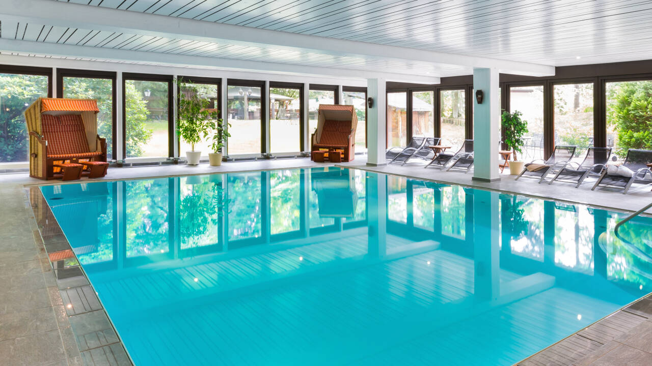 Wellnessområdet byder blandt andet på pool og sauna, og er det perfekte sted at slappe af efter en oplevelsesrig dag.