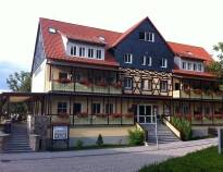 Kurhotel Bad Suderone har en idyllisk beliggenhed i det nordlige Harz, tæt på UNESCO-listede Quedlinburg.