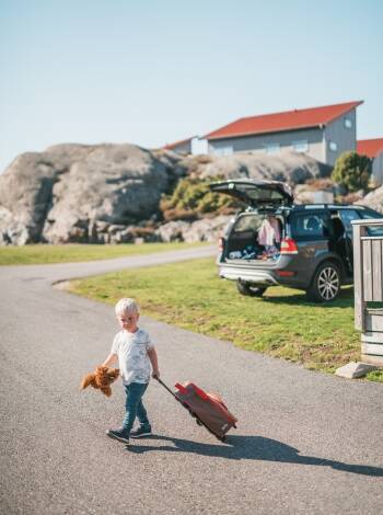 Pack your car and create unforgettable holiday memories with a Sea & Lodging self-drive holiday