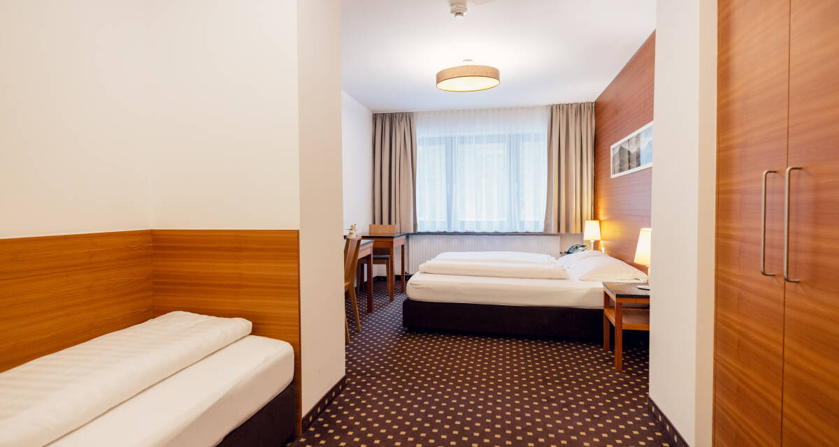 Doppelzimmer m. 1 Extrabett