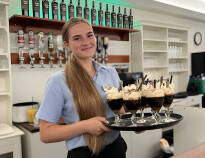 Ein freundlicher Service, ein leckeres Frühstück, ein Nachmittagskaffee und ein köstliches Abendessen erwarten Sie.