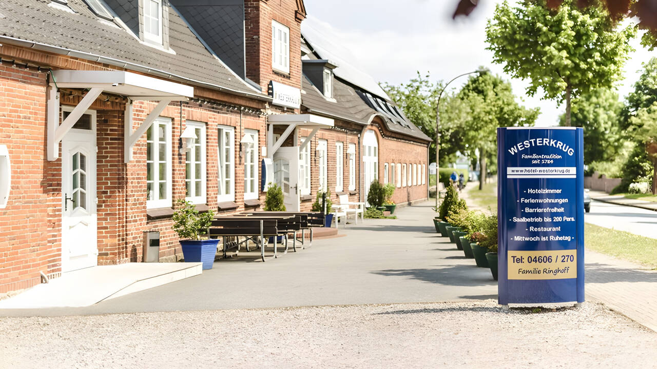 Das Hotel ist in der 8. Generation familiengeführt und liegt zentral im charmanten Dorf Wanderup.