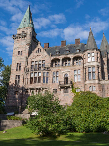 Tipp für einen Familienausflug: In unmittelbarer Nähe von Växjö können Sie das wunderschöne Schloss Växjö erleben.