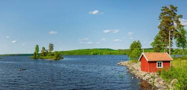 Das Hotel ist perfekt gelegen, um die schöne Region Småland zu erkunden.