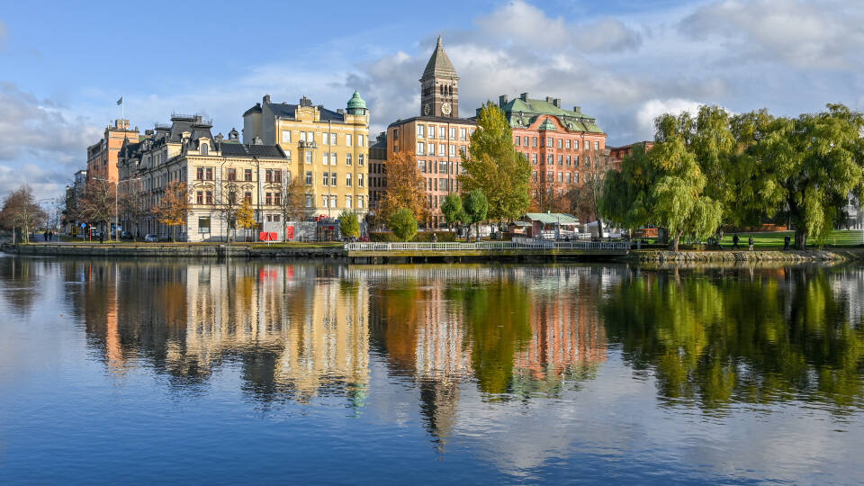 Stay in a cosy and central hotel in Norrköping within walking distance of the Old Town.