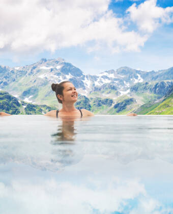 Take a short trip to the nearby Bad Gastein Alpentherme to soak in its rejuvenating waters.