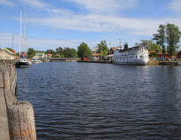 Here you live close to Mems Sluss where the Göta Canal flows into the Baltic Sea.