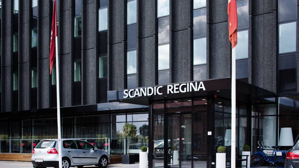 Scandic Regina har en central beliggenhed i Herning, tæt på både kongrescentret, MCH Messecenter Herning og Jyske Bank Boxen.