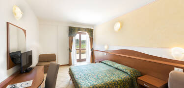 Hotellets rum erbjuder en trevlig bas i charmiga omgivningar under er vistelse.