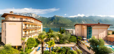 Hotel Garda Bellevue