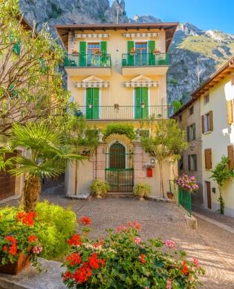 Das Hotel liegt in der Nähe des schönen historischen Zentrums von Limone sul Garda - ideal für gemütliche Spaziergänge.