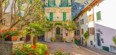Das Hotel liegt in der Nähe des schönen historischen Zentrums von Limone sul Garda - ideal für gemütliche Spaziergänge.
