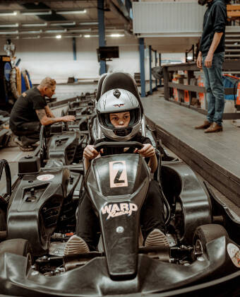Er I til fart over feltet vil I elske at køre om kap på hotellets gokartbane