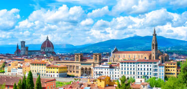 The beautiful Tuscan capital, Florence, is an obvious destination when you are on holiday in Montecatini Terme.