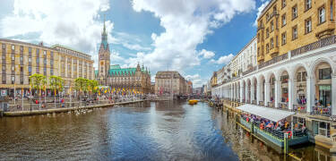 Passa på att utforska Hamburgs breda utbud av kultur, historia och shopping.