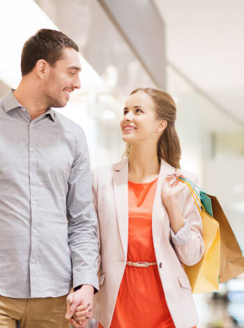 The nearby shopping centre is a popular destination, not least for tourists from the Nordic countries.