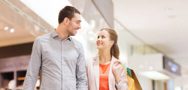 The nearby shopping centre is a popular destination, not least for tourists from the Nordic countries.