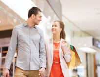 Das nahe gelegene Einkaufszentrum ist ein beliebtes Ziel, für Shoppingtouren mit der ganzen Familie.