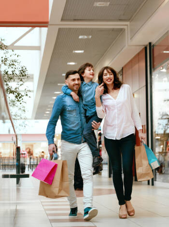 Zahlreiche Geschäfte machen das Shoppen in Kiel zum Erlebnis.