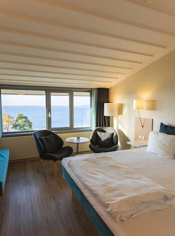 Rommene på Hotel Sønderborg Strand er flotte og komfortable. Oppgrader til Superior- eller Superior Plus-rom for ekstra komfort.