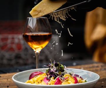 Oppholdet ditt på Hotel Sønderborg Strand inkluderer deilig middag hver kveld.