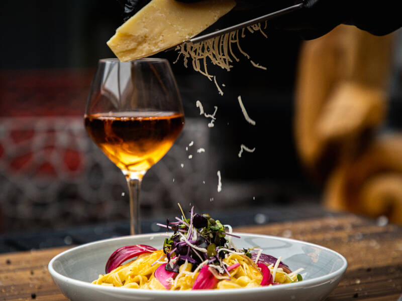 Oppholdet ditt på Hotel Sønderborg Strand inkluderer deilig middag hver kveld.