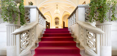 A wonderful stay of peace and relaxation in a luxurious and castle-like atmosphere