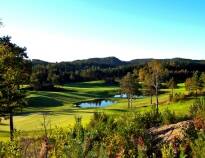 Like ved hotellet ligger Utsikten Golfpark, som for noen år siden ble kåret til "Norges Golfperle".
