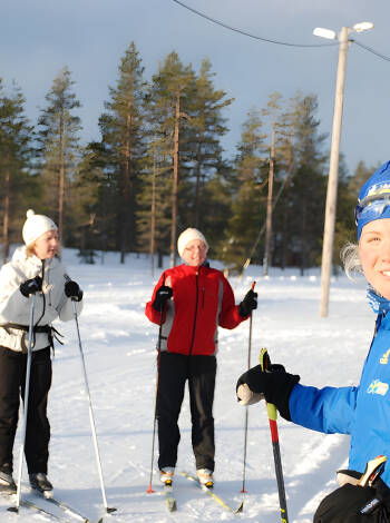 Im Winter organisiert das Hotel viele Aktivitäten im Schnee, sowohl mit als auch ohne Ski.