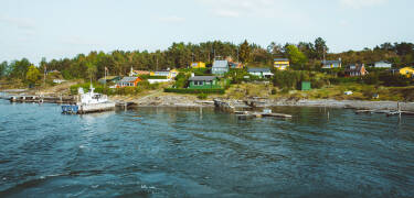 Åk på en båttur ut på Oslofjorden och ut till den charmiga lilla ön Hovedøya.