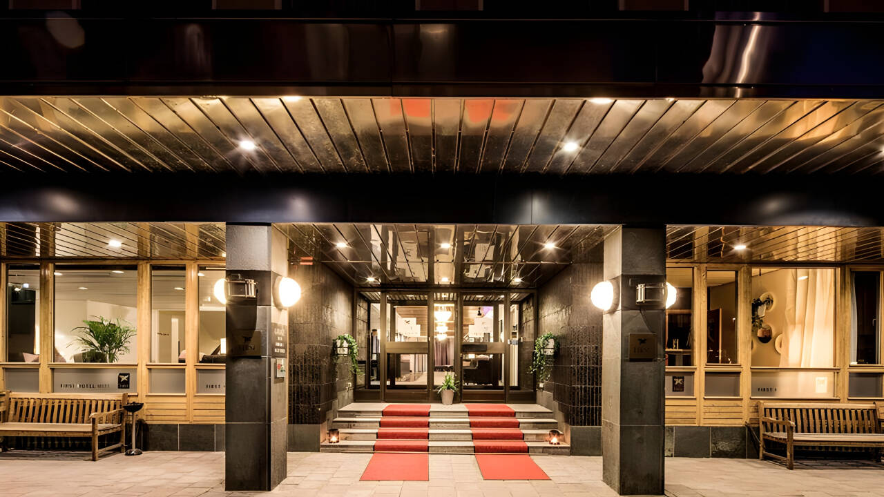 The modern and stylish First Hotel Witt is centrally located in Kalmar, within walking distance of most of the city's attractions.