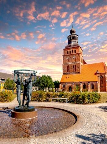 Small towns like Malchow (6 km) and Plau am See (30 km) make great destinations for a day trip.