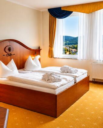 Værelserne er hyggelige og har alle eget badeværelse.