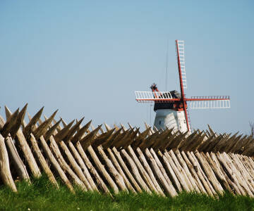 Ta er ut på upptäcktsfärd och besök Dybbøl Mølle, Haderslev eller Gråsten.
