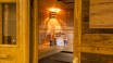 Under opholdet har I fri adgang til hotellets wellnessafdeling som både byder på sauna, infrarød kabine, dampbad og relaxområde.