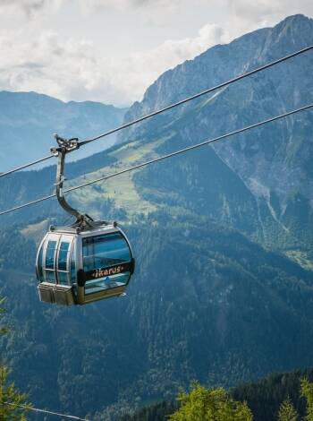 Erleben Sie frische Alpenluft auf 902 Metern Höhe.