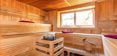 Wellnessavdelningen bjuder på rogivande miljöer för ren avkoppling och återhämtning.