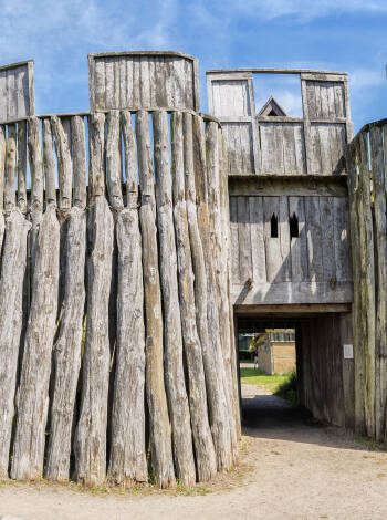 I har gåafstand både til Trelleborg Slot og til byens smukke centrum, som byder på mange museer og gode shoppingmuligheder.