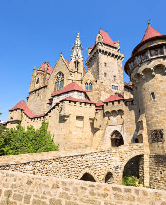 Discover Kreuzenstein Castle, one of the most beautiful historical sights in Lower Austria.