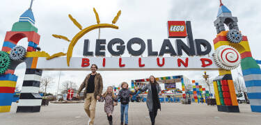 Gå ikke glip af Lego-house eller Legoland, en af de største attraktioner, i kort køreafstand fra hotellet.
